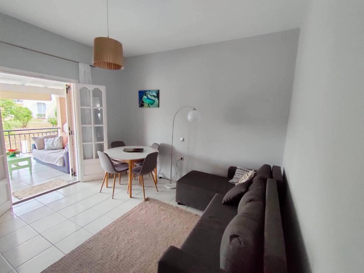 Asprokavos And Apartament *